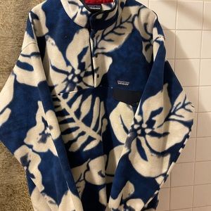Mens XL Patagonia Synchilla Fleece Great condition Aztec Hawaiian pullover